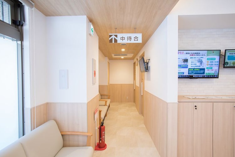 中待合への通路